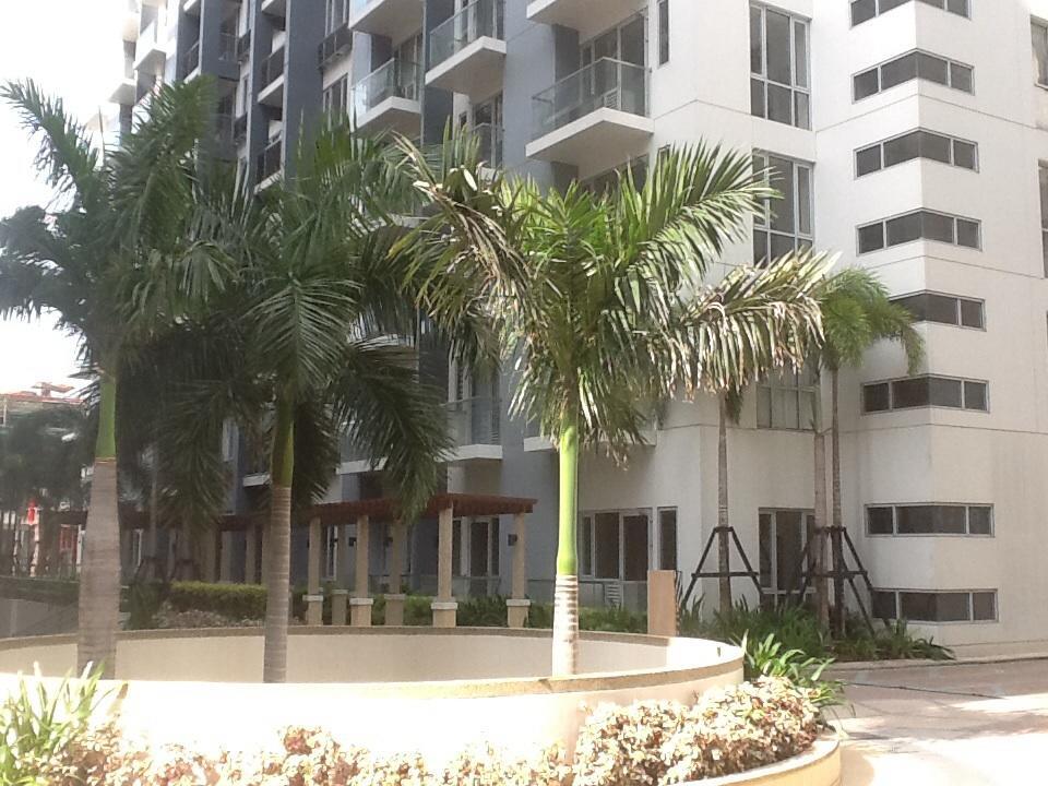 Palm Tree Genlex Condo Manila Esterno foto